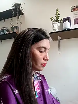 loveuu-bae online show from February 3, 2025, 8:57 pm