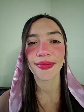 loveuu-bae online show from October 31, 2025, 10:00 pm