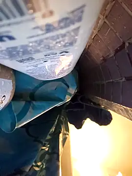 UncutHammer69 online show from December 23, 2025, 8:12 am