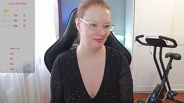 Snapshot of Lady_Inari chatting on February 2, 2026, 10:58 am Lady Inari online show from February 2, 2026, 10:58 am