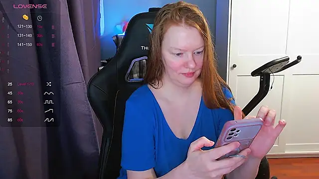 Snapshot of Lady_Inari chatting on February 10, 2026, 1:21 am Lady Inari online show from February 10, 2026, 1:21 am