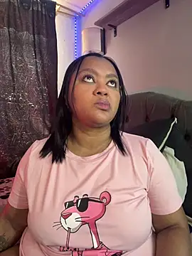 Snapshot of yanza2002 chatting on February 1, 2026, 6:39 pm yanza2002 online show from February 1, 2026, 6:39 pm