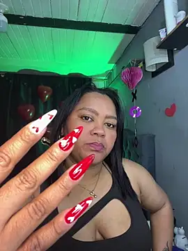 Snapshot of yanza2002 chatting on February 14, 2026, 11:45 pm yanza2002 online show from February 14, 2026, 11:45 pm