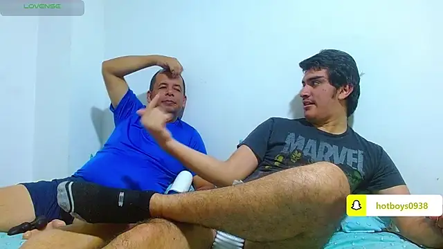 Snapshot of biglatin80 chatting on November 1, 2025, 2:46 am biglatin80 online show from November 1, 2025, 2:46 am