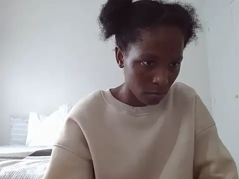 Snapshot of SoftRosee chatting on March 22, 2025, 12:04 pm SoftRosee online show from March 22, 2025, 12:04 pm