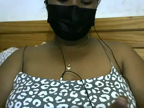 Artinah22 online show from February 20, 2025, 8:03 pm