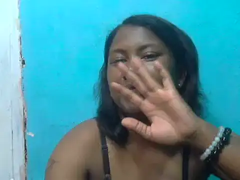 Snapshot of cutybigass chatting on November 28, 2025, 7:44 am cutybigass online show from November 28, 2025, 7:44 am