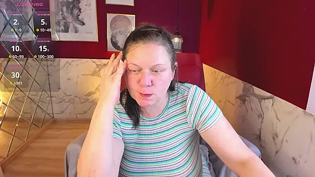 Snapshot of KellyPerfection chatting on January 14, 2026, 5:40 pm KellyPerfection online show from January 14, 2026, 5:40 pm