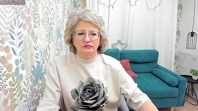 EvelynJoyful online show from December 25, 2024, 9:24 am