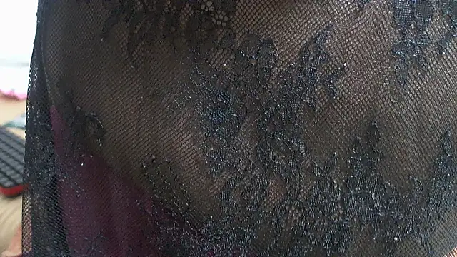 Snapshot of brownsugahxx chatting on November 23, 2025, 7:19 am brownsugahxx online show from November 23, 2025, 7:19 am