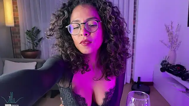 illaroom online show from January 24, 2025, 11:45 pm