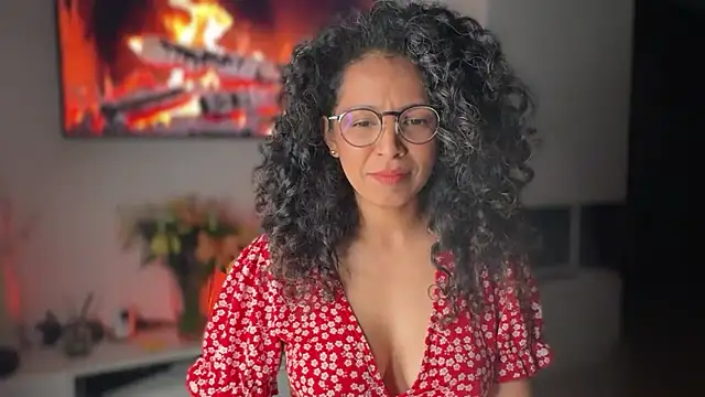 illaroom online show from March 12, 2026, 11:44 pm