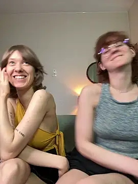 Snapshot of Jitoon_Exe chatting on March 18, 2026, 10:13 pm Jitoon Exe online show from March 18, 2026, 10:13 pm