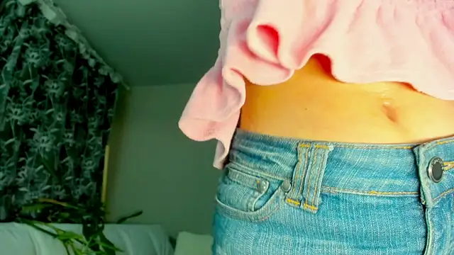 Snapshot of Fritha chatting on January 11, 2025, 9:36 pm Fritha online show from January 11, 2025, 9:36 pm