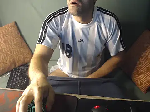 Snapshot of MarkReeds chatting on December 4, 2024, 6:00 am MarkReeds online show from December 4, 2024, 6:00 am