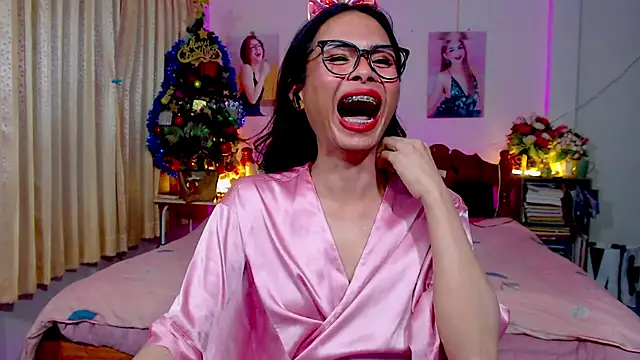 ribbinpink online show from March 10, 2025, 7:18 pm