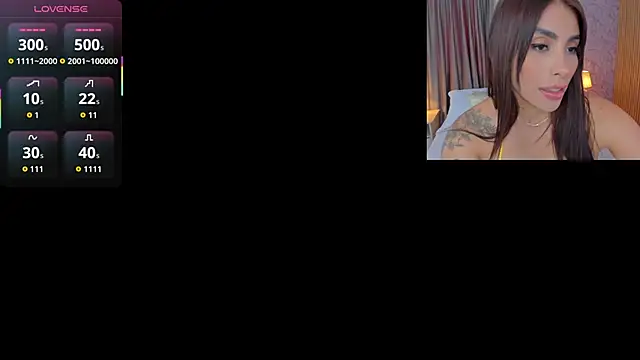 Snapshot of Sarah_Stone_ chatting on November 7, 2025, 8:42 pm Sarah Stone online show from November 7, 2025, 8:42 pm