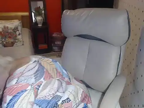 Snapshot of sexymaturestyle chatting on February 12, 2025, 9:01 pm sexymaturestyle online show from February 12, 2025, 9:01 pm