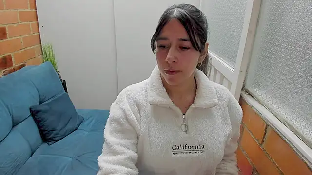 Penelope47 online show from November 12, 2025, 7:13 pm