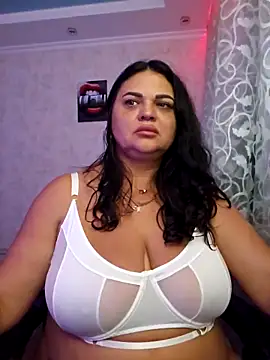 Snapshot of littleRikka chatting on November 2, 2025, 7:05 pm littleRikka online show from November 2, 2025, 7:05 pm