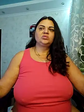 Snapshot of littleRikka chatting on November 7, 2025, 8:42 pm littleRikka online show from November 7, 2025, 8:42 pm