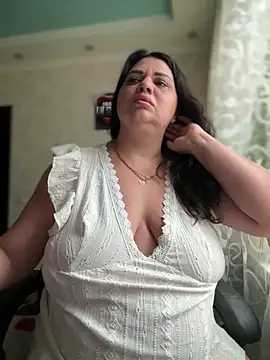 Snapshot of littleRikka chatting on November 16, 2025, 7:47 am littleRikka online show from November 16, 2025, 7:47 am