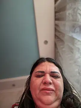 Snapshot of littleRikka chatting on November 27, 2025, 8:05 am littleRikka online show from November 27, 2025, 8:05 am