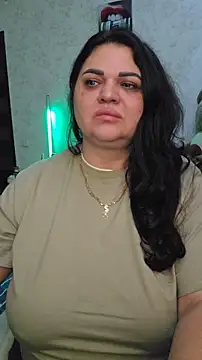 littleRikka online show from April 1, 2026, 6:05 pm