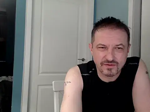 Snapshot of MisterFaithRO chatting on April 23, 2026, 8:00 pm MisterFaithRO online show from April 23, 2026, 8:00 pm