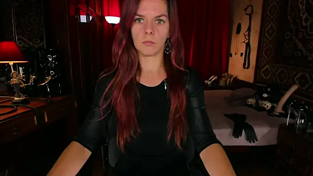 MargoTigress online show from October 24, 2025, 9:28 am