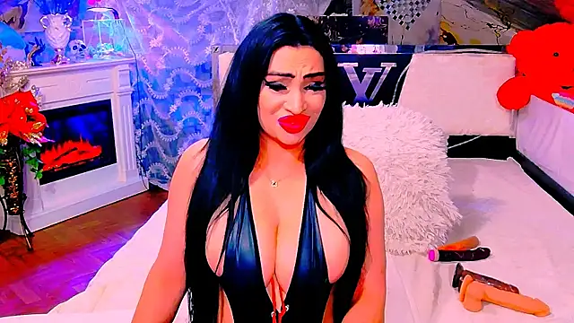 Snapshot of AmyraSunris chatting on July 13, 2026, 9:28 pm AmyraSunris online show from July 13, 2026, 9:28 pm