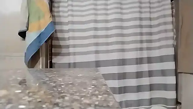 Snapshot of ThickDMatty@xh chatting on January 3, 2025, 2:21 am ThickDMattyxh online show from January 3, 2025, 2:21 am