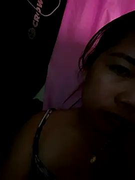 BURBERRY69 online show from November 23, 2025, 6:57 am