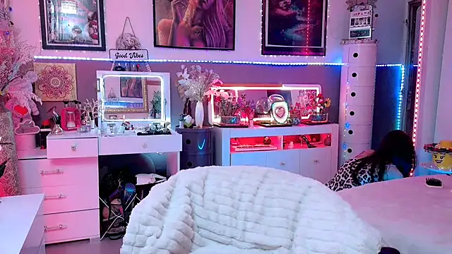 misscectito13 online show from November 21, 2025, 10:52 pm