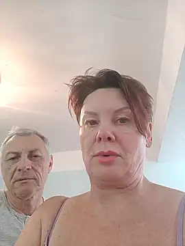 Snapshot of _lady_red_ chatting on January 22, 2025, 8:18 am lady red online show from January 22, 2025, 8:18 am