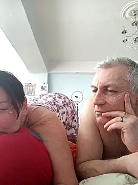 Snapshot of _lady_red_ chatting on February 18, 2025, 9:10 am lady red online show from February 18, 2025, 9:10 am