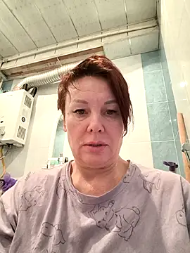  lady red  online show from February 15, 2026, 8:57 am