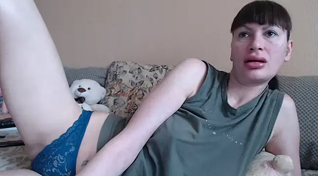 HotDreamm online show from March 3, 2025, 11:44 am