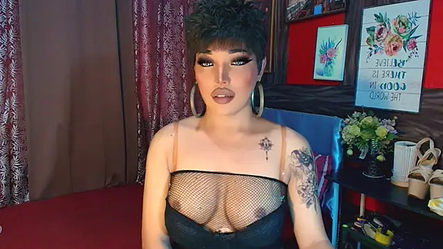 trixxielicious online show from October 17, 2025, 8:28 am