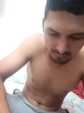 Sirius 5 online show from November 18, 2025, 4:17 am