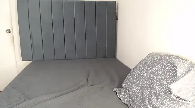 Snapshot of Chanelsexyy chatting on February 24, 2025, 7:30 pm Chanelsexyy online show from February 24, 2025, 7:30 pm