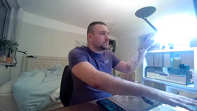 PowerToes online show from February 10, 2026, 4:44 pm