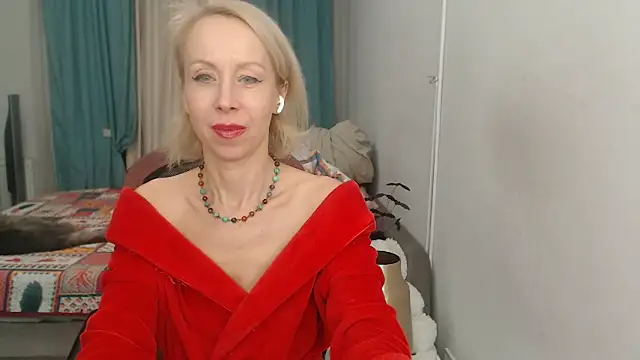 Snapshot of LuxuryNika chatting on October 30, 2025, 3:57 pm LuxuryNika online show from October 30, 2025, 3:57 pm