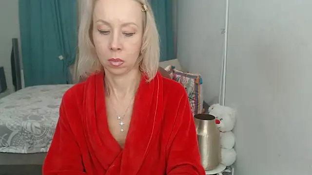 Snapshot of LuxuryNika chatting on November 20, 2025, 3:56 pm LuxuryNika online show from November 20, 2025, 3:56 pm