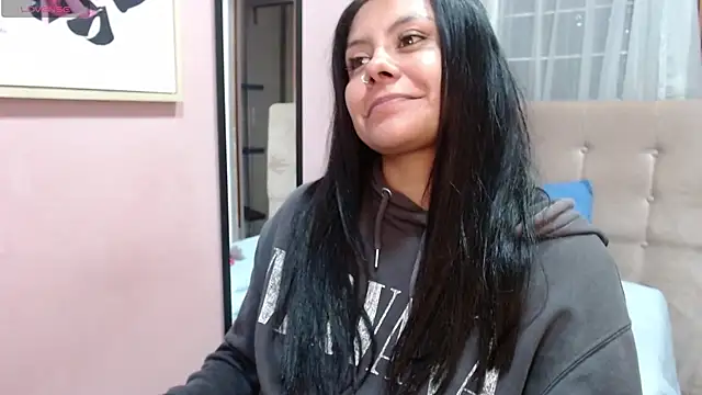 Snapshot of valevicious chatting on December 30, 2024, 10:34 pm valevicious online show from December 30, 2024, 10:34 pm