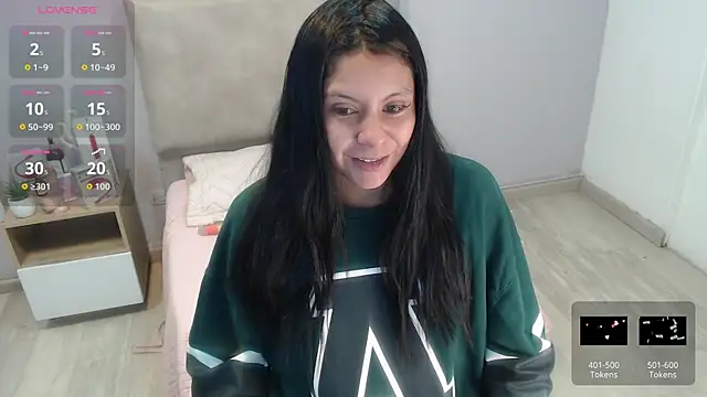 Snapshot of valevicious chatting on November 13, 2025, 6:40 pm valevicious online show from November 13, 2025, 6:40 pm