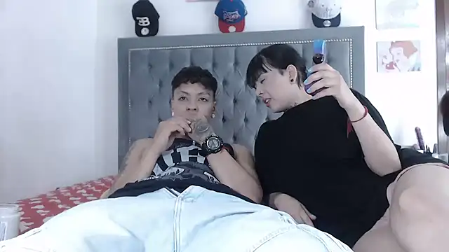 dulce maria x online show from February 23, 2025, 5:12 am