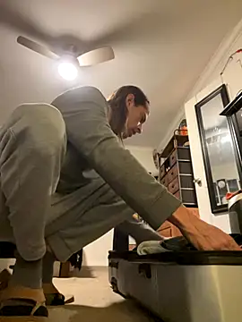 honneymel online show from November 27, 2025, 1:18 am