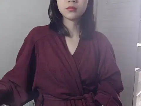 Snapshot of Bigg_Pussyy_Catt chatting on December 18, 2024, 4:09 am Bigg Pussyy Catt online show from December 18, 2024, 4:09 am