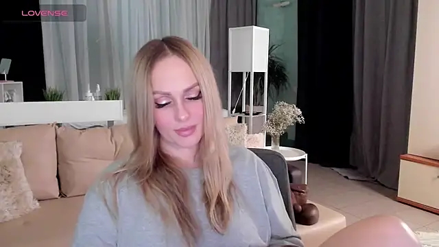 Libby Nora online show from January 31, 2025, 4:06 pm